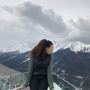 Meet your Posher, Savannah